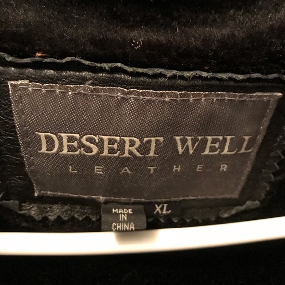 Women’s Leather Short Jacket - Picture 8 of 8